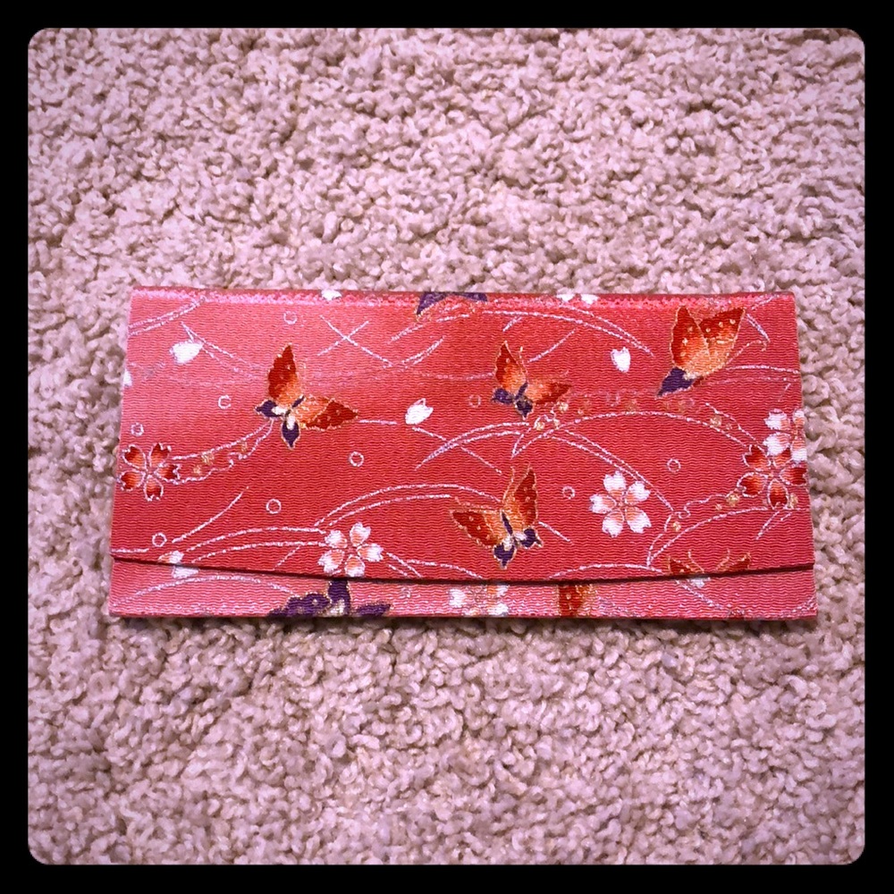 Decorative checkbook cover/wallet